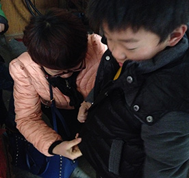 探望邹区小朋友心得——关爱，温暖了别人，升华了自己