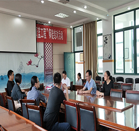 金色九月，4001老百汇网站,4001老百汇平台,4001老百汇官方网站集团工会“易·基金”学子月，走进邹区关怀贫困学子