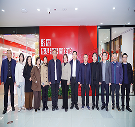 安康市镇坪县招商小组考察武进人民商场